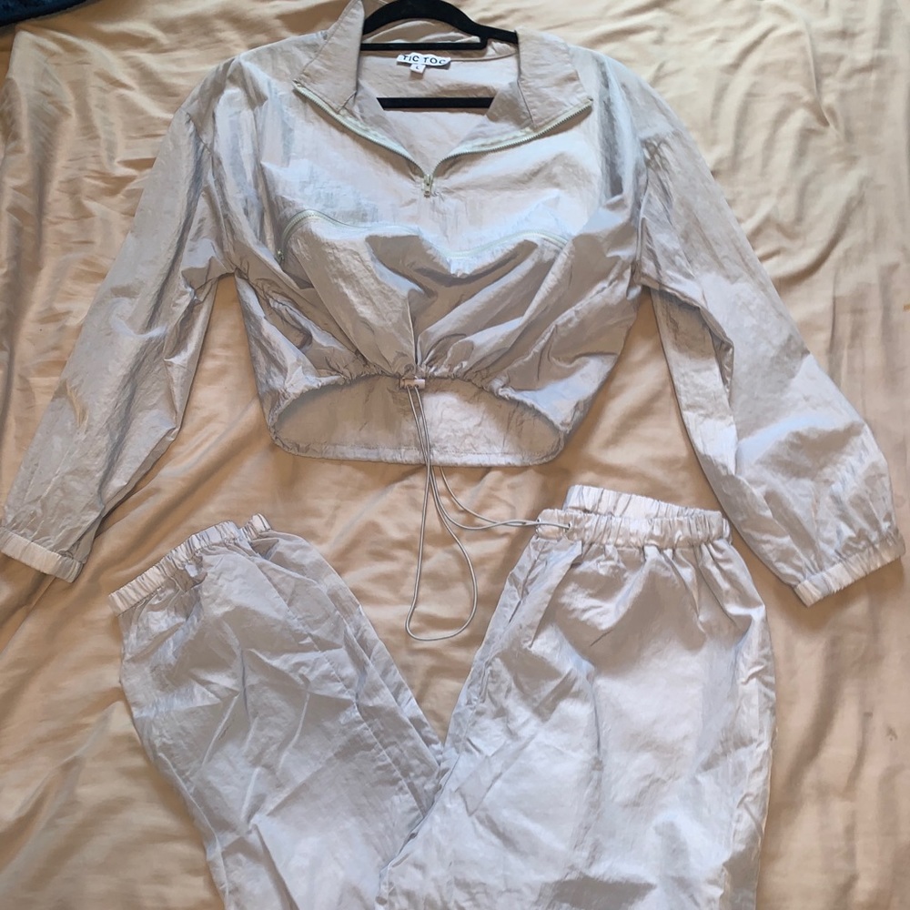 Windbreaker set